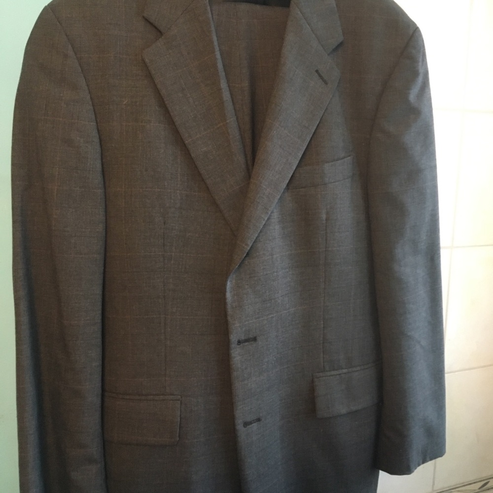 Men’s Grey Chaps Suit